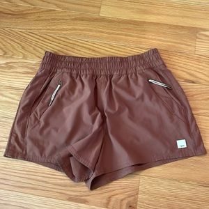 Vuori rust color dash shorts - great condition worn once or twice